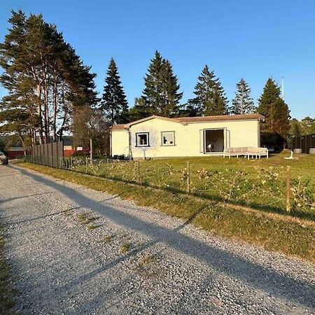 Lilla Ridhuset Villa Loddekopinge ภายนอก รูปภาพ